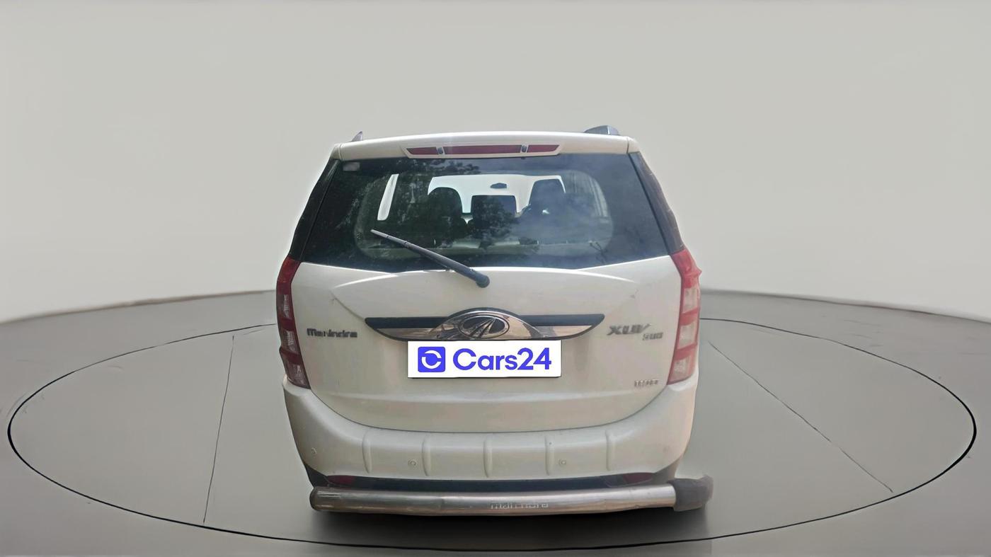 2015 Mahindra XUV500 W10, Diesel, Manual, 84,239 km, exterior
