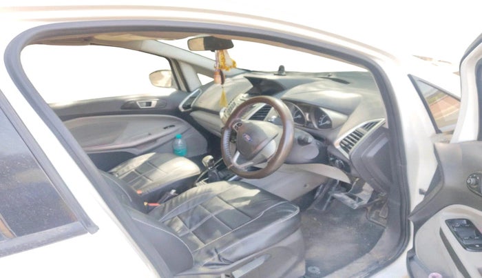 2017 Ford Ecosport TITANIUM 1.5L DIESEL, Diesel, Manual, 1,32,832 km, interior