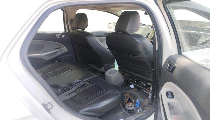 2017 Ford Ecosport TITANIUM 1.5L DIESEL, Diesel, Manual, 1,32,832 km, interior