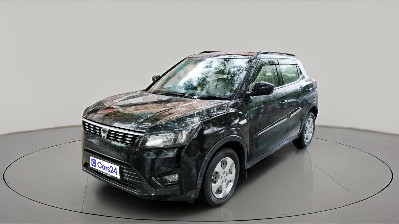 2023 Mahindra XUV300 W6 1.5 Diesel, Diesel, Manual, 57,445 km, exterior