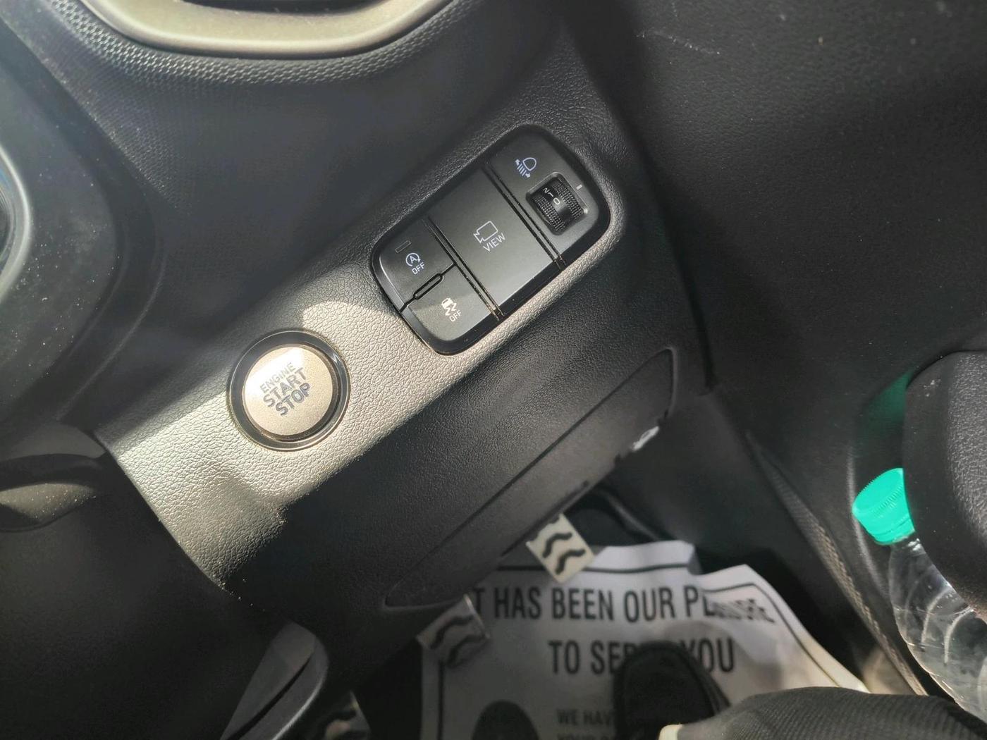 2023 Hyundai VENUE  SX(O) 1.0 Turbo MT Knight Edition, Petrol, Manual, 49,292 km, interior