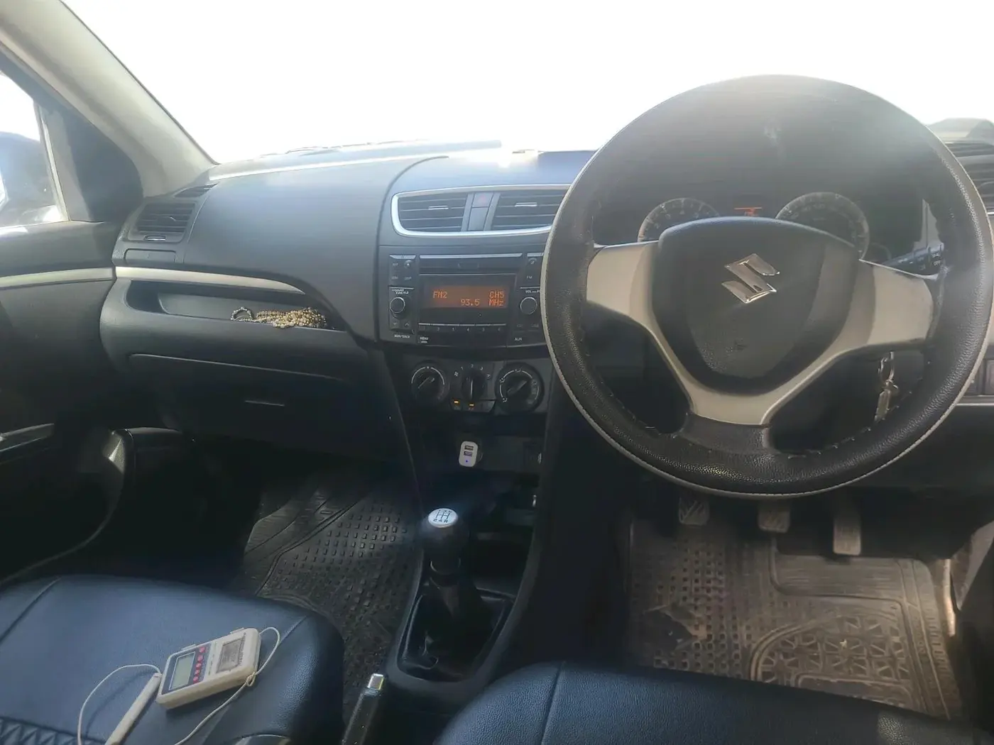 2016 Maruti Swift VXI, Petrol, Manual, 52,976 km, interior