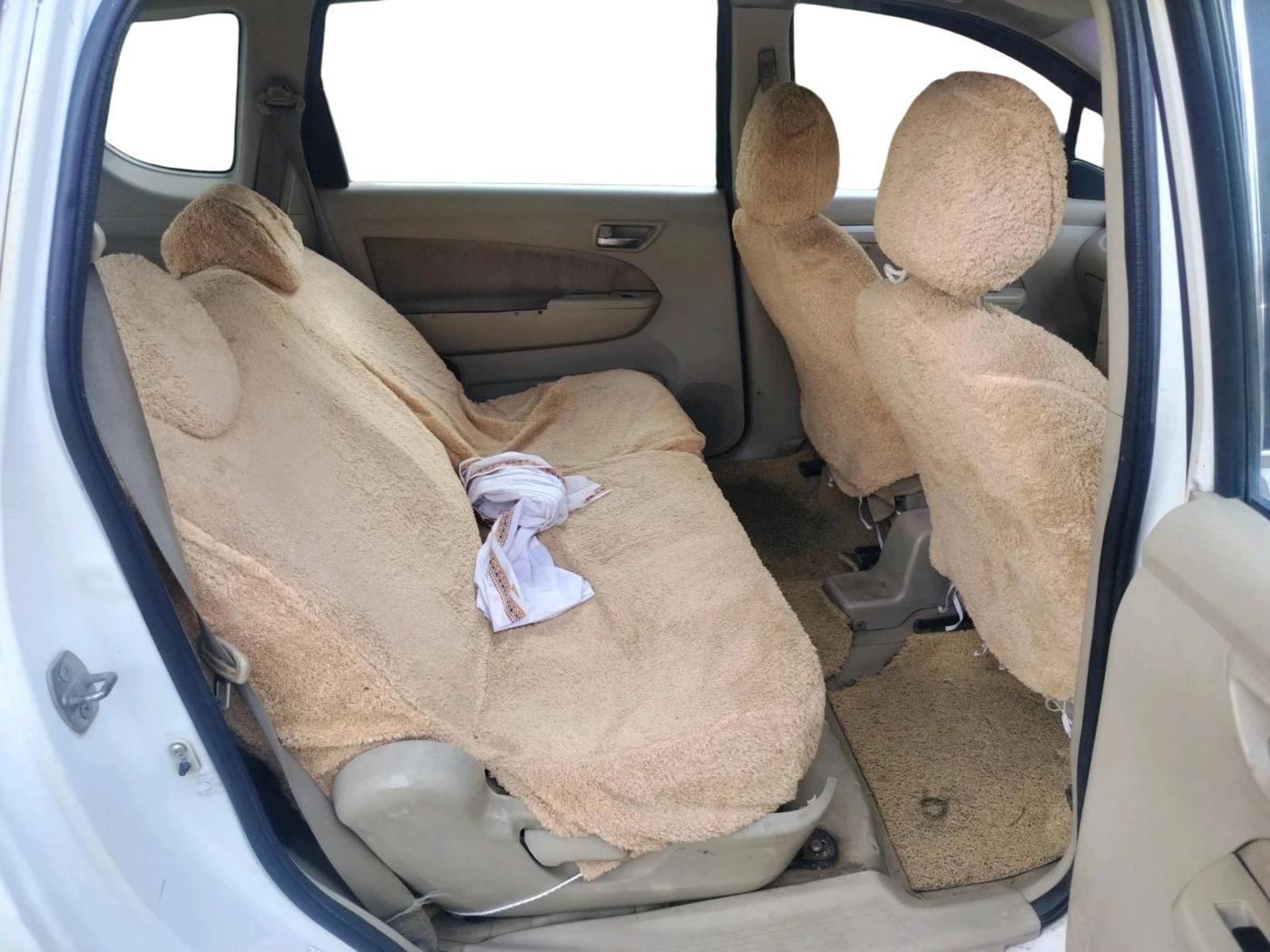 2012 Maruti Ertiga VDI, Diesel, Manual, 1,54,198 km, interior
