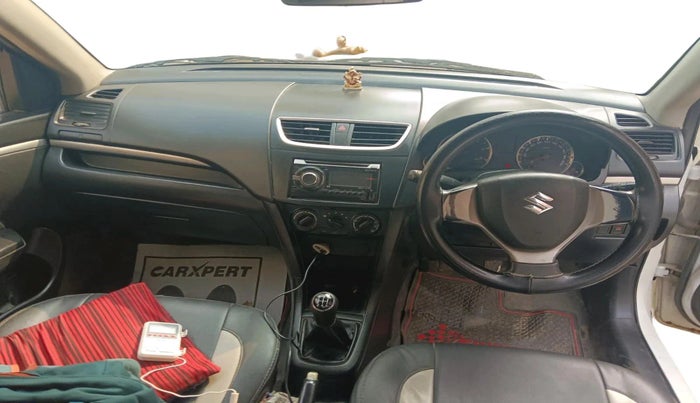 2013 Maruti Swift VDI, Diesel, Manual, 3,02,778 km, interior