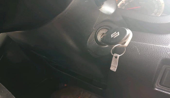 2013 Maruti Swift VDI, Diesel, Manual, 3,02,778 km, interior