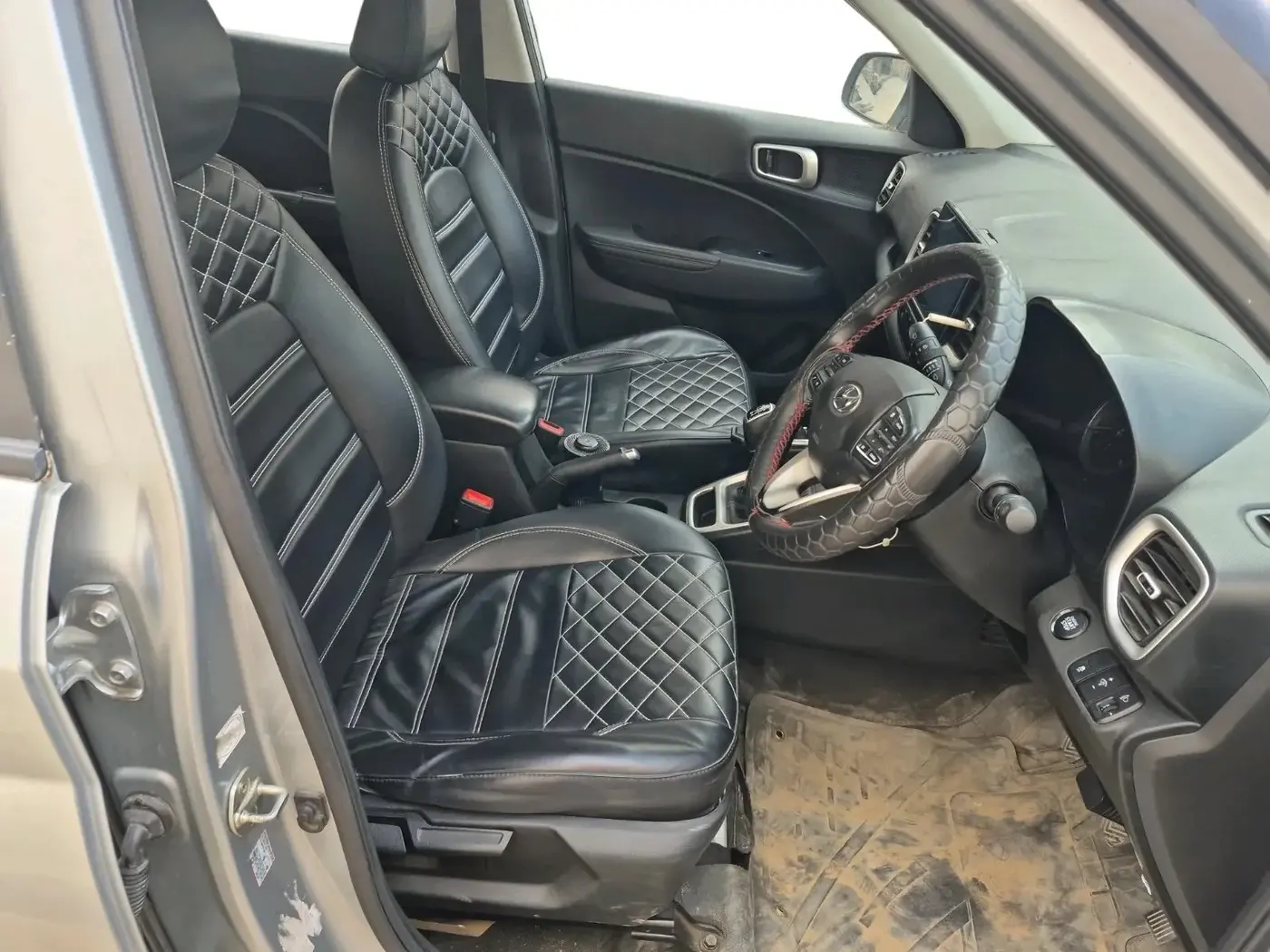 2019 Hyundai VENUE SX(O) 1.4 CRDI, Diesel, Manual, 98,418 km, interior