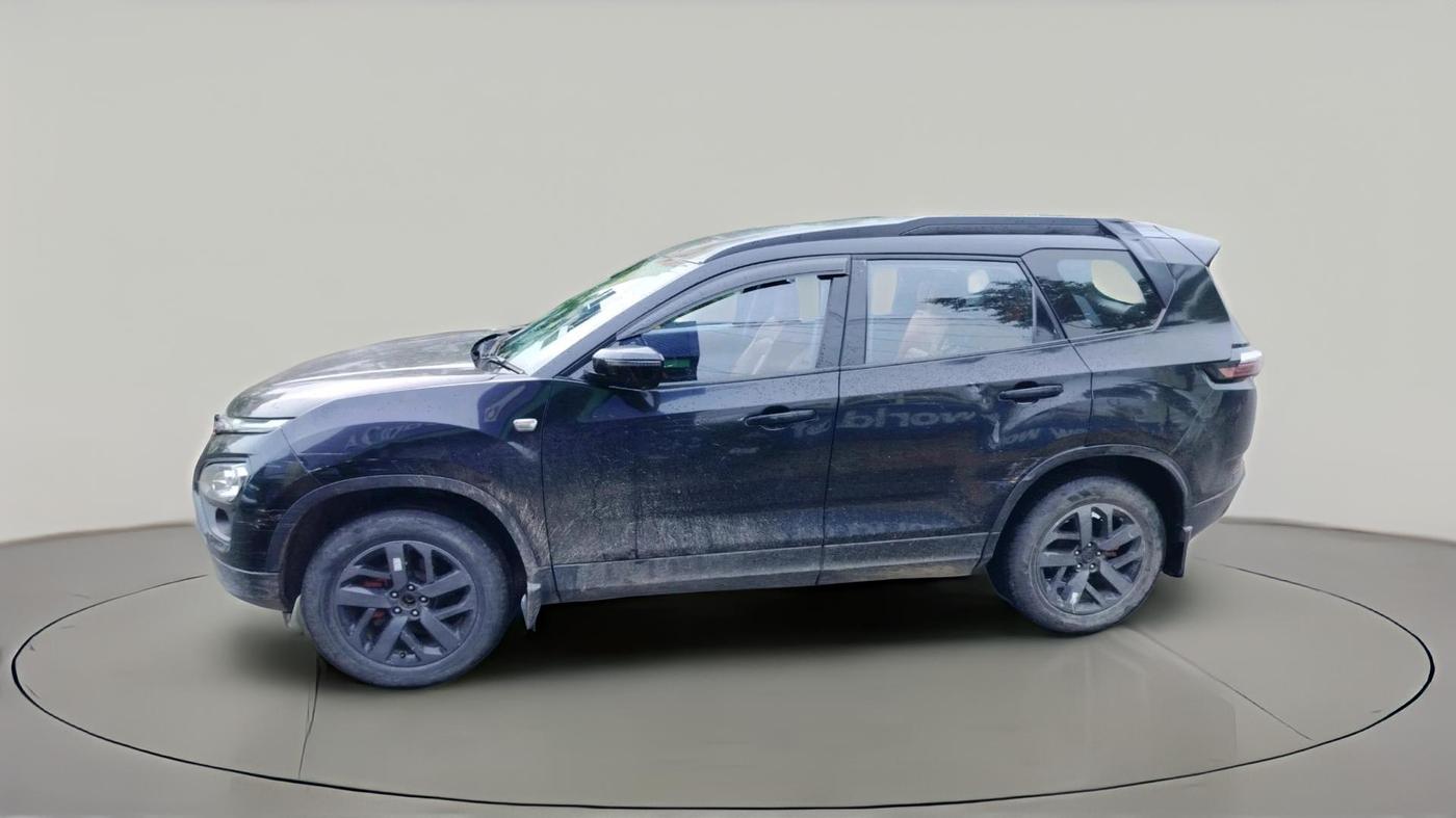 2023 Tata Safari XZ PLUS 2.0L RED DARK EDITION 7 STR MT, Diesel, Manual, 51,631 km, exterior