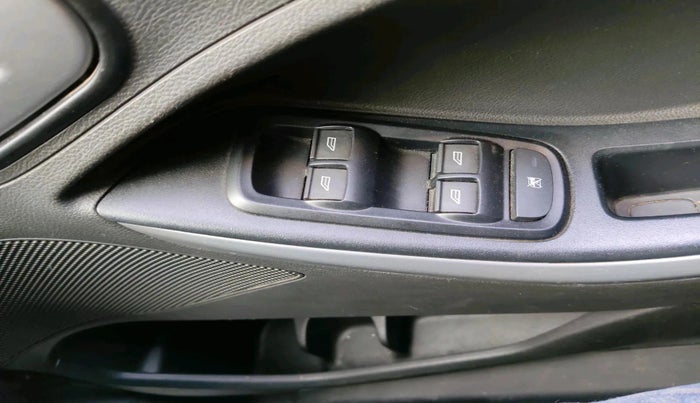 2019 Ford FREESTYLE TREND 1.2 PETROL, Petrol, Manual, 69,150 km, interior