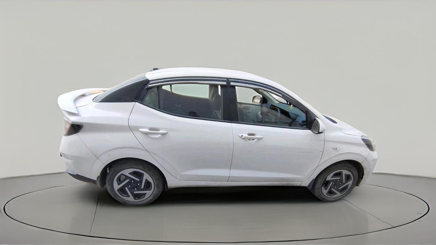 2024 Hyundai AURA S 1.2 CNG, CNG, Manual, 34,400 km, exterior