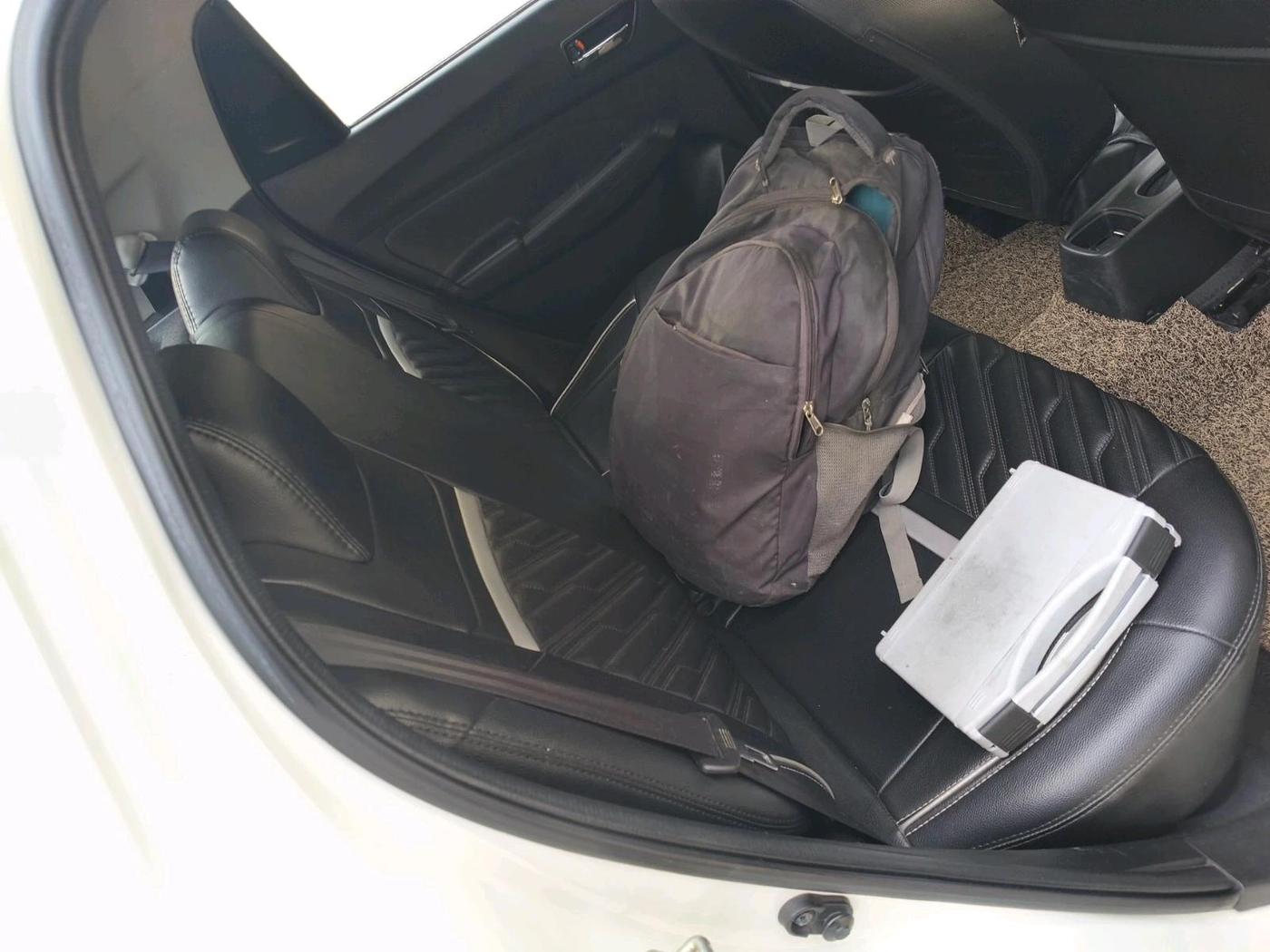2022 Maruti Swift VXI, Petrol, Manual, 66,220 km, interior