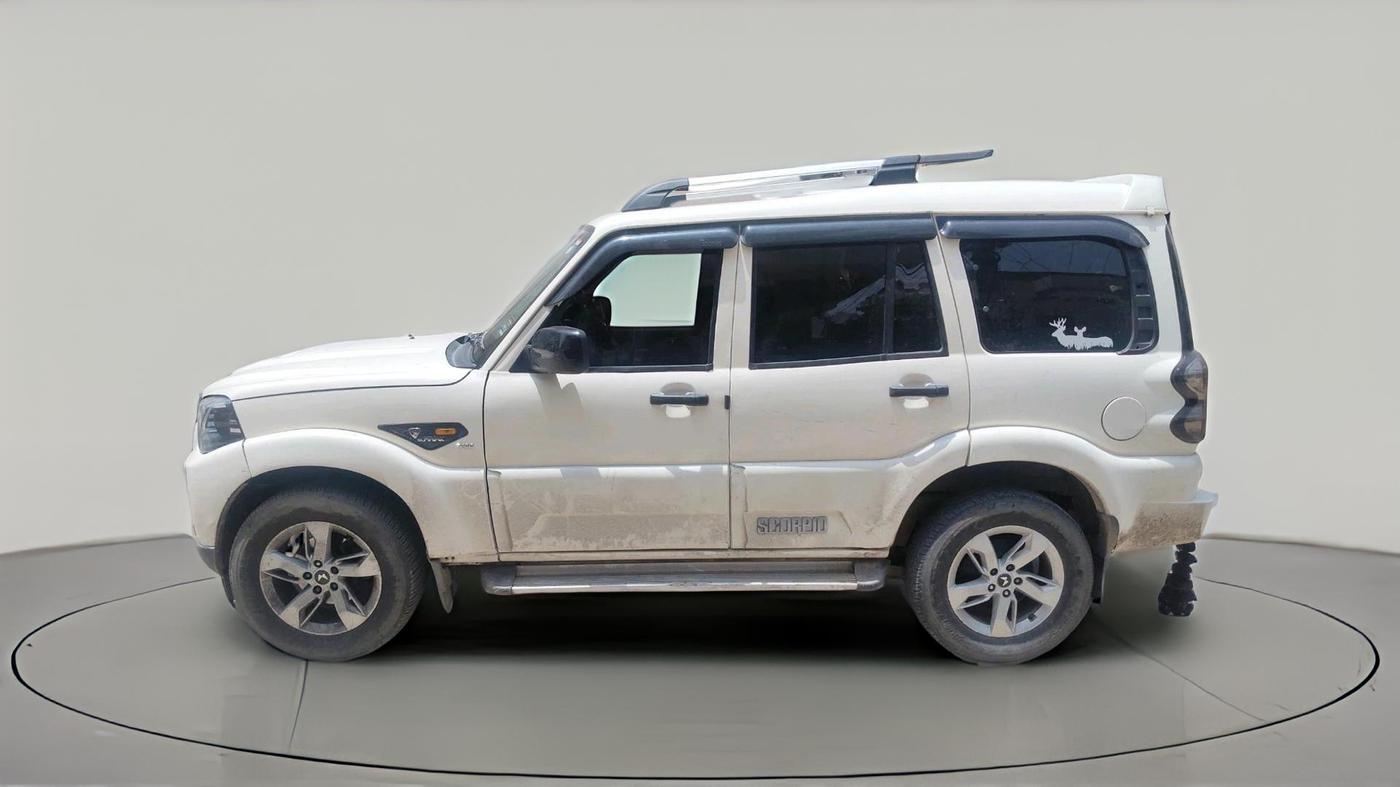 2018 Mahindra Scorpio S5, Diesel, Manual, 37,963 km, exterior