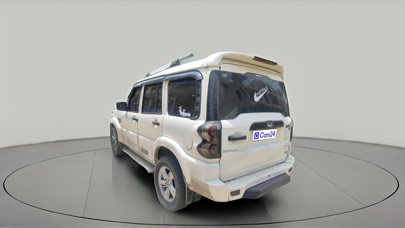 2018 Mahindra Scorpio S5, Diesel, Manual, 37,963 km, exterior