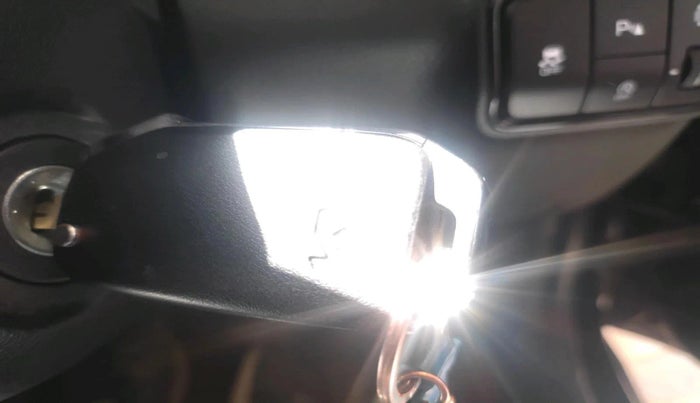 2025 KIA SONET HTK (O) 1.5 Diesel MT, Diesel, Manual, 32,208 km, interior