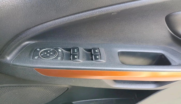 2019 Ford Ecosport TITANIUM 1.5L SPORTS(SUNROOF) DIESEL, Diesel, Manual, 1,77,278 km, interior