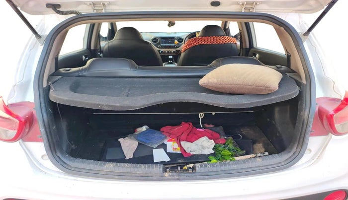 2018 Hyundai Grand i10 SPORTZ 1.2 KAPPA VTVT, Petrol, Manual, 1,70,864 km, exterior