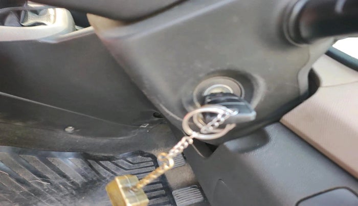 2018 Hyundai Grand i10 SPORTZ 1.2 KAPPA VTVT, Petrol, Manual, 1,70,864 km, interior