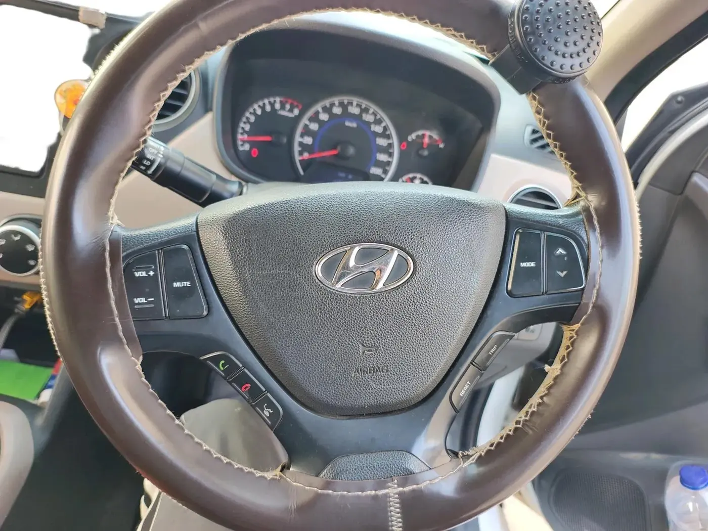 2018 Hyundai Grand i10 SPORTZ 1.2 KAPPA VTVT, Petrol, Manual, 1,70,864 km, interior