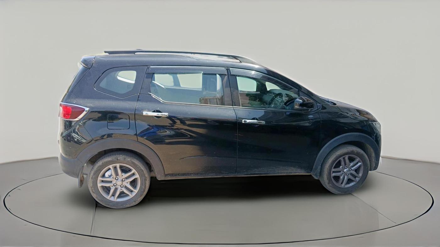 2025 Renault TRIBER RXT, Petrol, Manual, 10,700 km, exterior