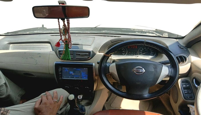 2015 Nissan Terrano XL D PLUS, Diesel, Manual, 1,54,247 km, interior