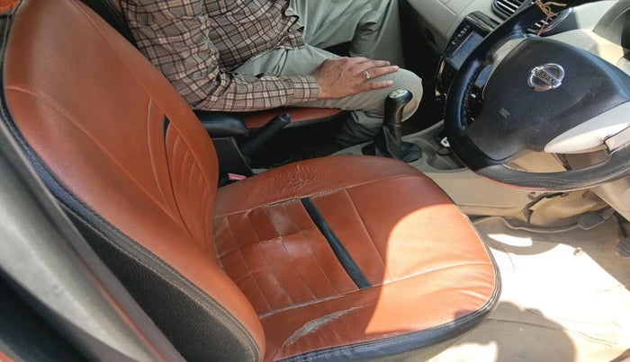 2015 Nissan Terrano XL D PLUS, Diesel, Manual, 1,54,247 km, interior