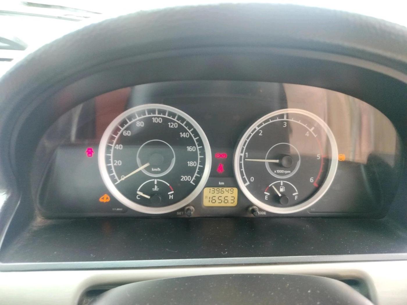 2017 Tata Safari Storme 2.2 VX 4X2, Diesel, Manual, 1,39,649 km, interior