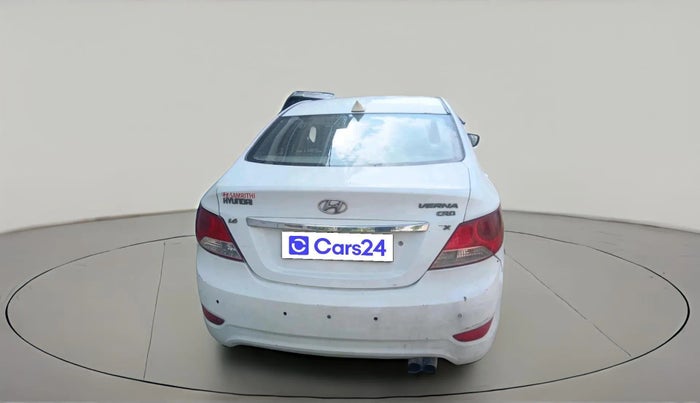 2011 Hyundai Verna FLUIDIC 1.6 CRDI SX, Diesel, Manual, 1,84,572 km, exterior