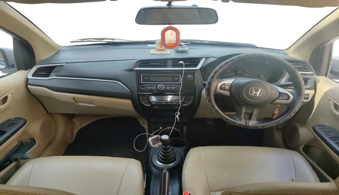 2017 Honda Amaze 1.2L I-VTEC S, Petrol, Manual, 77,712 km, interior