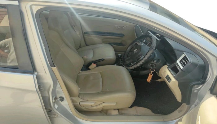 2017 Honda Amaze 1.2L I-VTEC S, Petrol, Manual, 77,712 km, interior