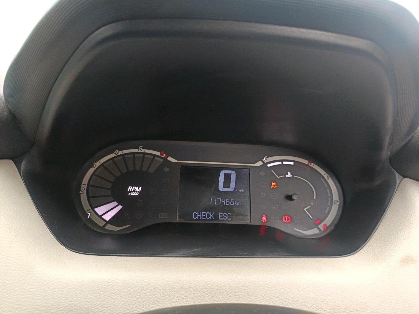 2023 Nissan MAGNITE XE, CNG, Manual, 1,17,466 km, interior