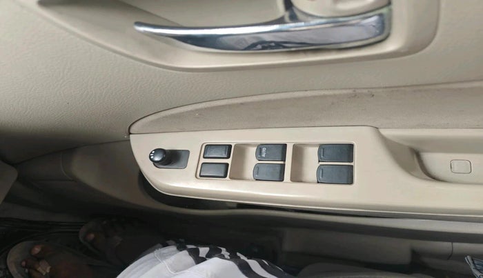 2014 Maruti Swift Dzire VXI, Petrol, Manual, 90,199 km, interior