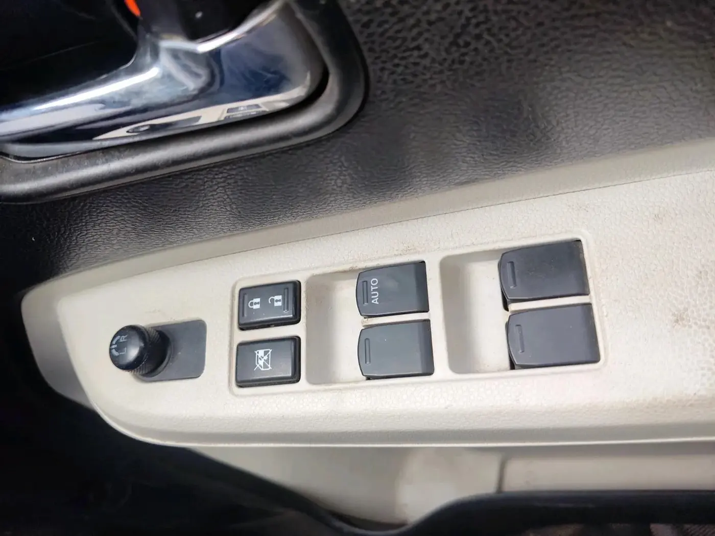 2017 Maruti IGNIS DELTA 1.2, Petrol, Manual, 54,906 km, interior