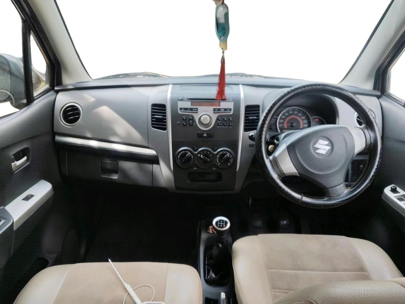 2011 Maruti Wagon R 1.0 VXI, Petrol, Manual, 85,723 km, interior