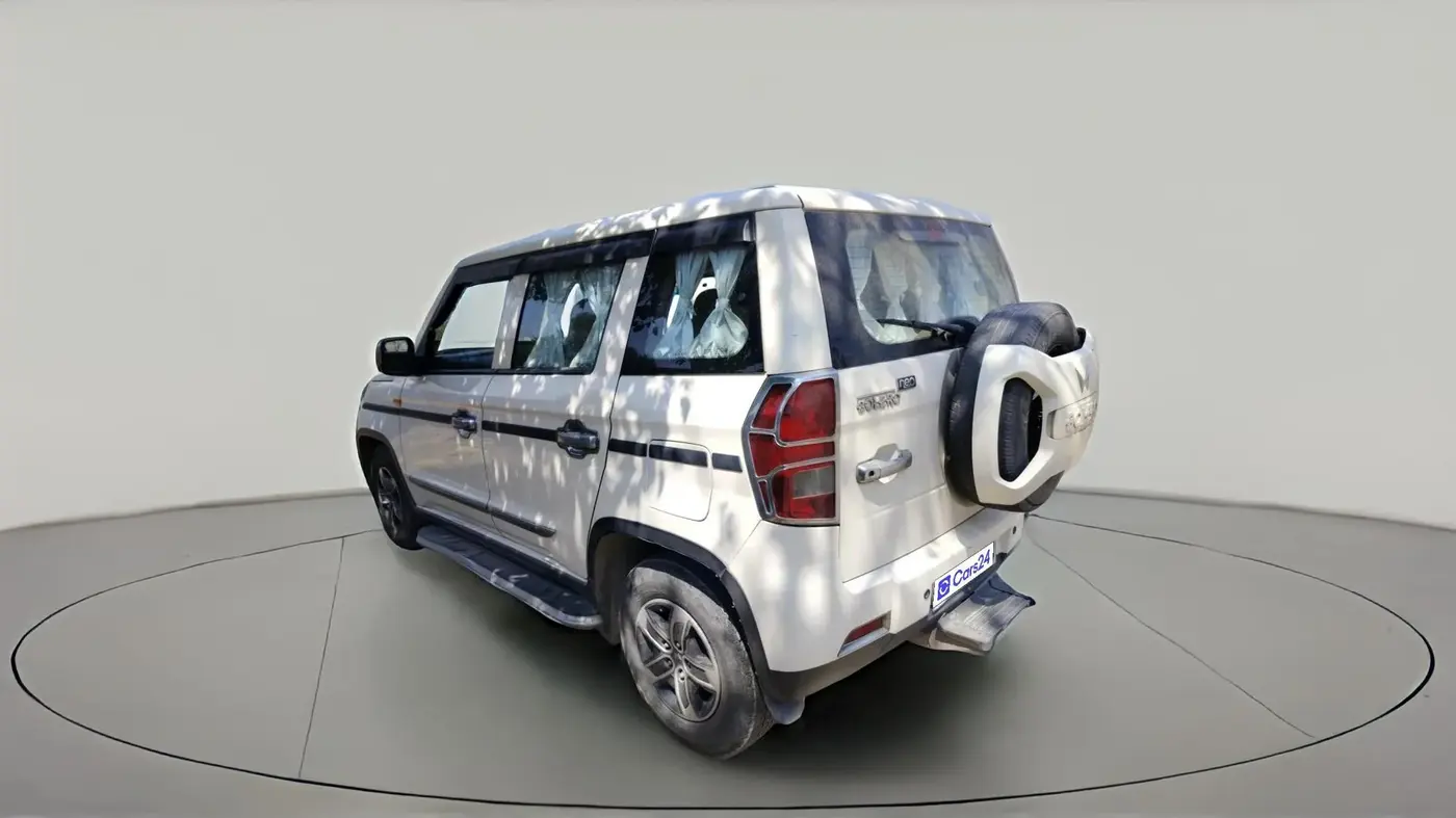 2023 Mahindra BOLERO NEO N 8, Diesel, Manual, 53,611 km, exterior