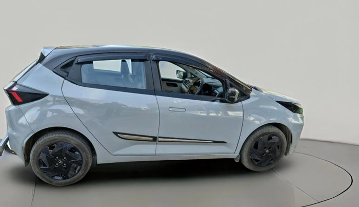 2025 Tata ALTROZ Creative CNG 5MT, CNG, Manual, 14,800 km, exterior