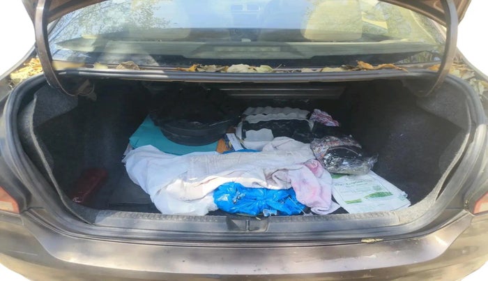 2016 Volkswagen Vento HIGHLINE 1.5 AT, Diesel, Automatic, 1,34,230 km, exterior