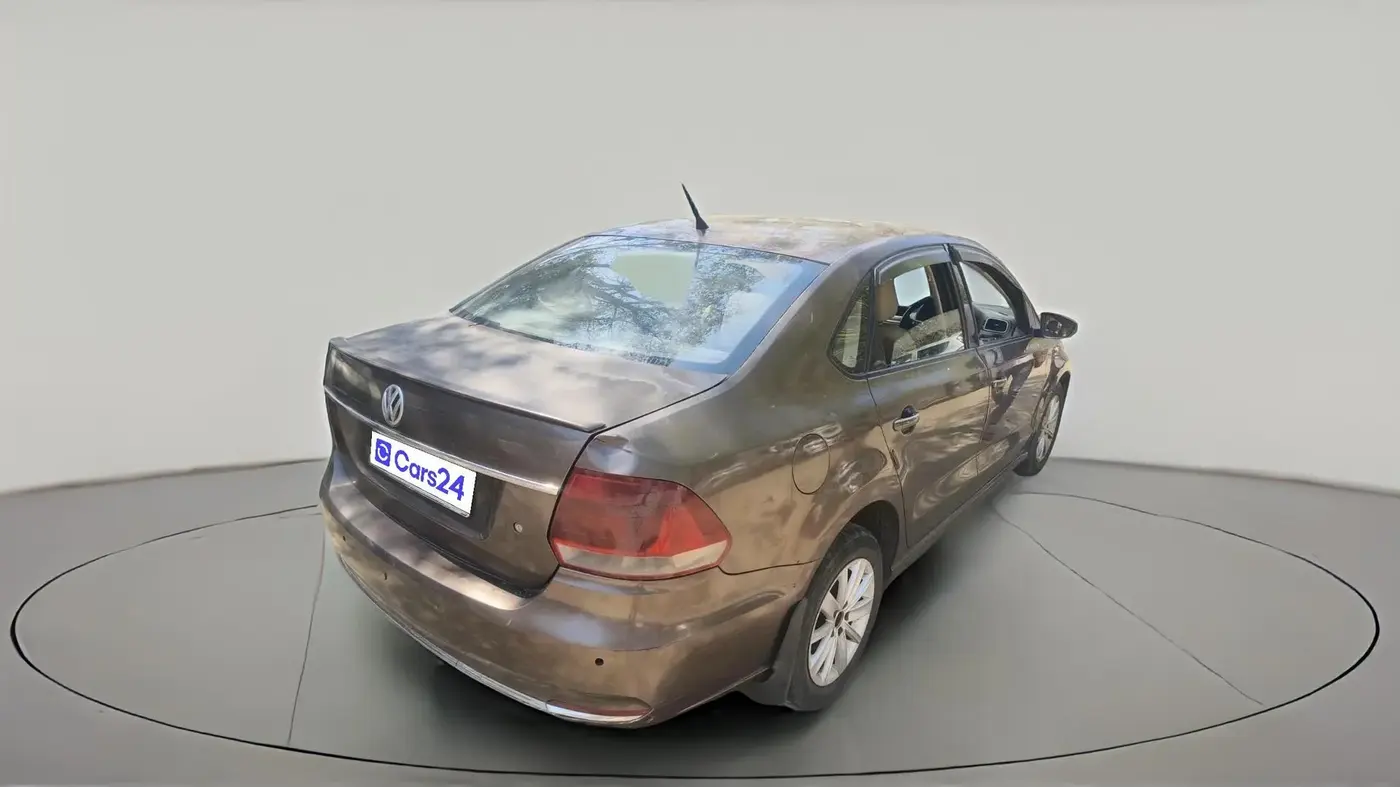 2016 Volkswagen Vento HIGHLINE 1.5 AT, Diesel, Automatic, 1,34,230 km, exterior