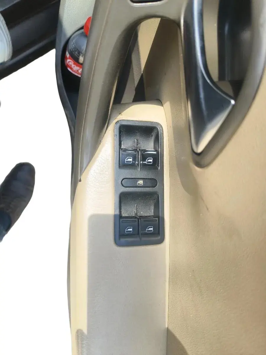 2016 Volkswagen Vento HIGHLINE 1.5 AT, Diesel, Automatic, 1,34,230 km, interior