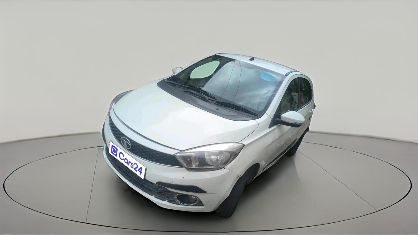 2018 Tata Tiago XZA PETROL, Petrol, Automatic, 1,05,259 km, exterior