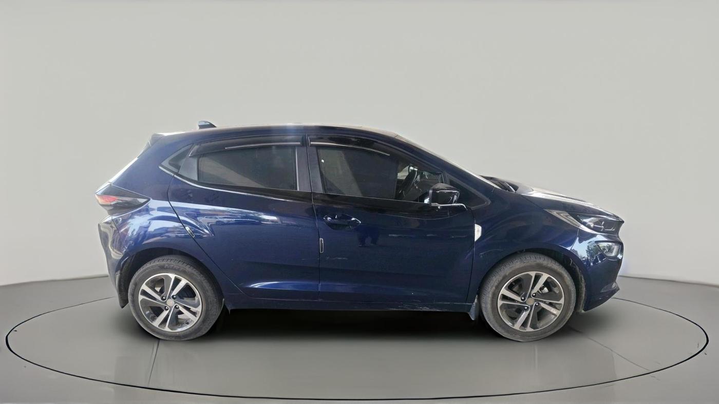 2025 Tata ALTROZ XZA Plus (S) Lux Petrol, Petrol, Automatic, 5,304 km, exterior