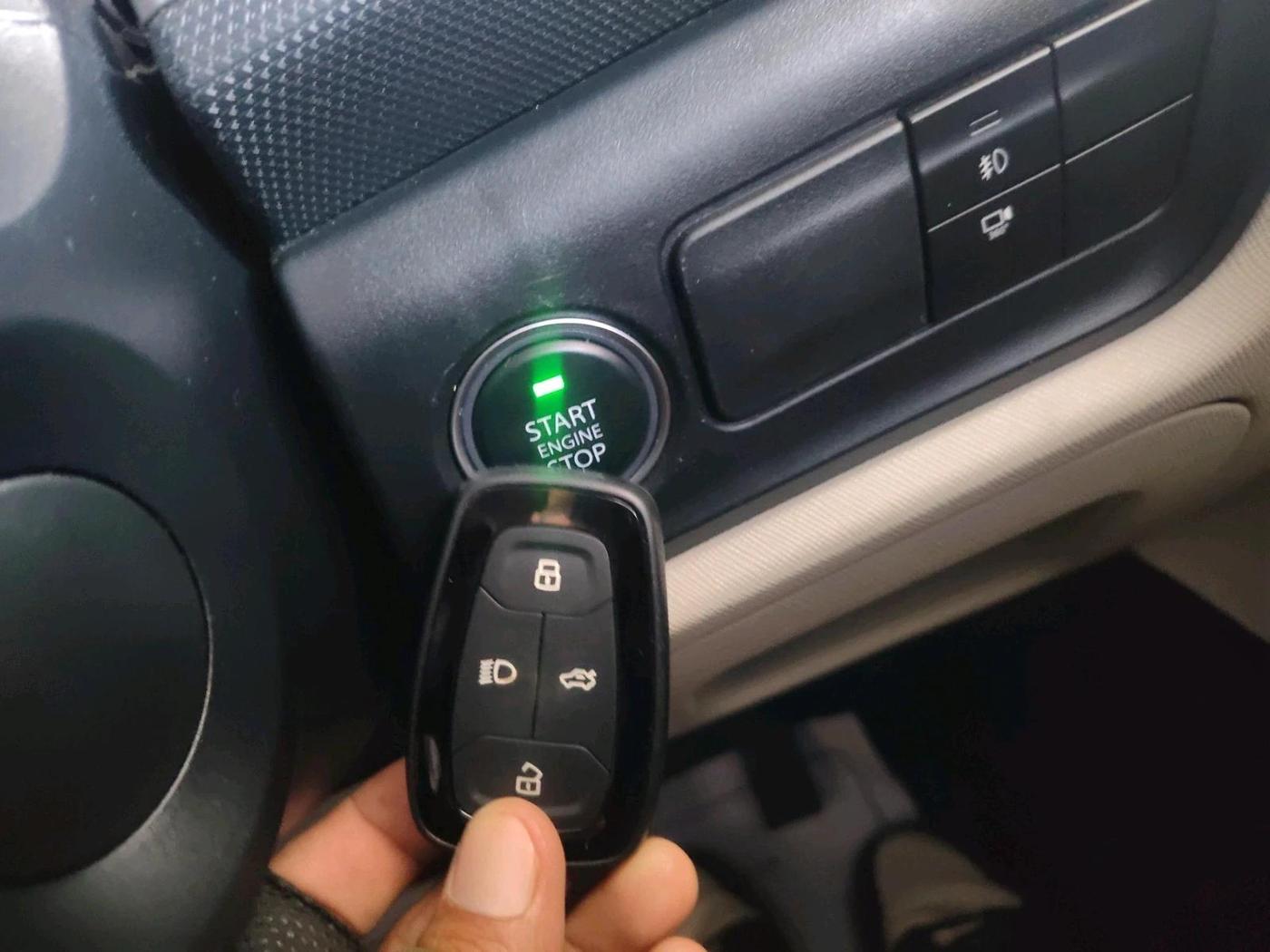 2025 Tata ALTROZ XZA Plus (S) Lux Petrol, Petrol, Automatic, 5,304 km, interior
