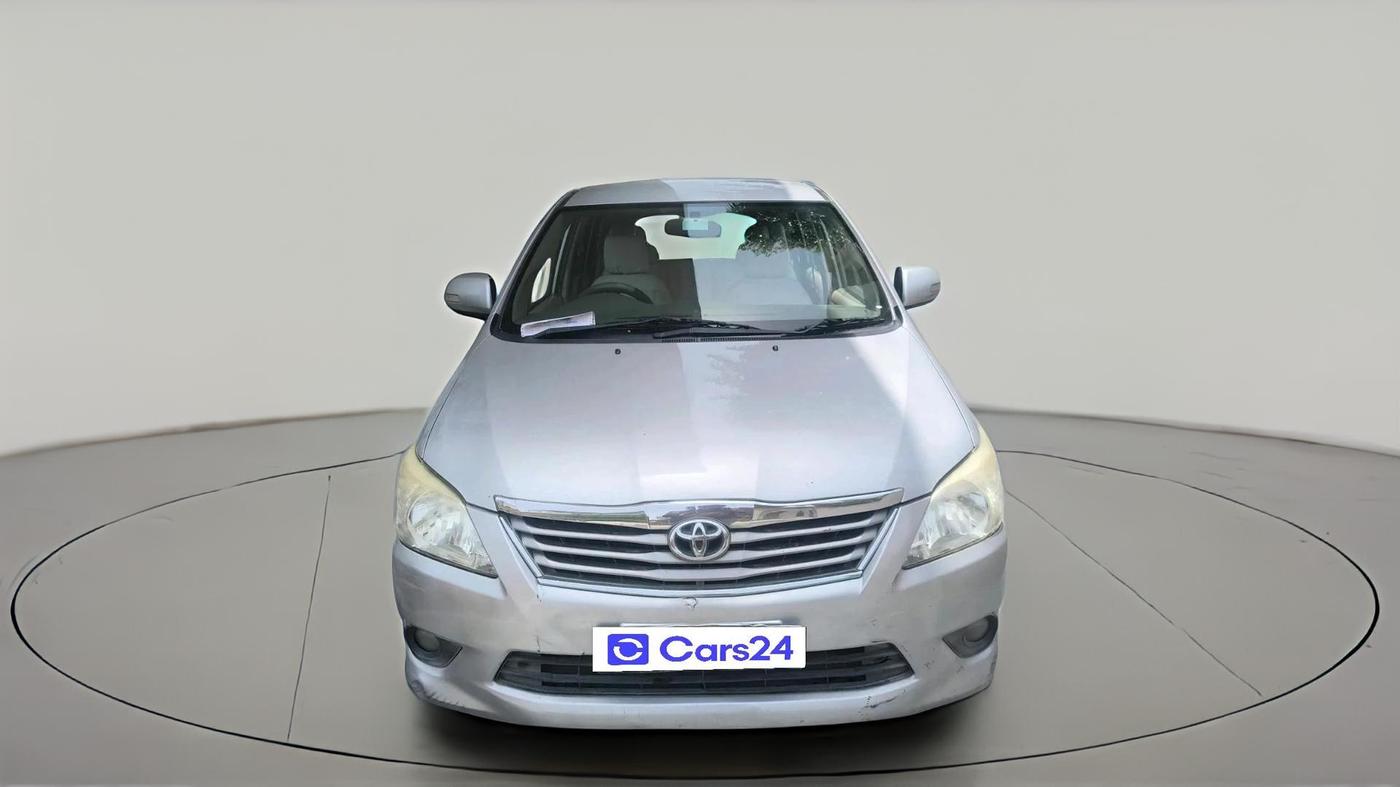 2013 Toyota Innova 2.5 VX 7 STR, Diesel, Manual, 2,67,261 km, exterior