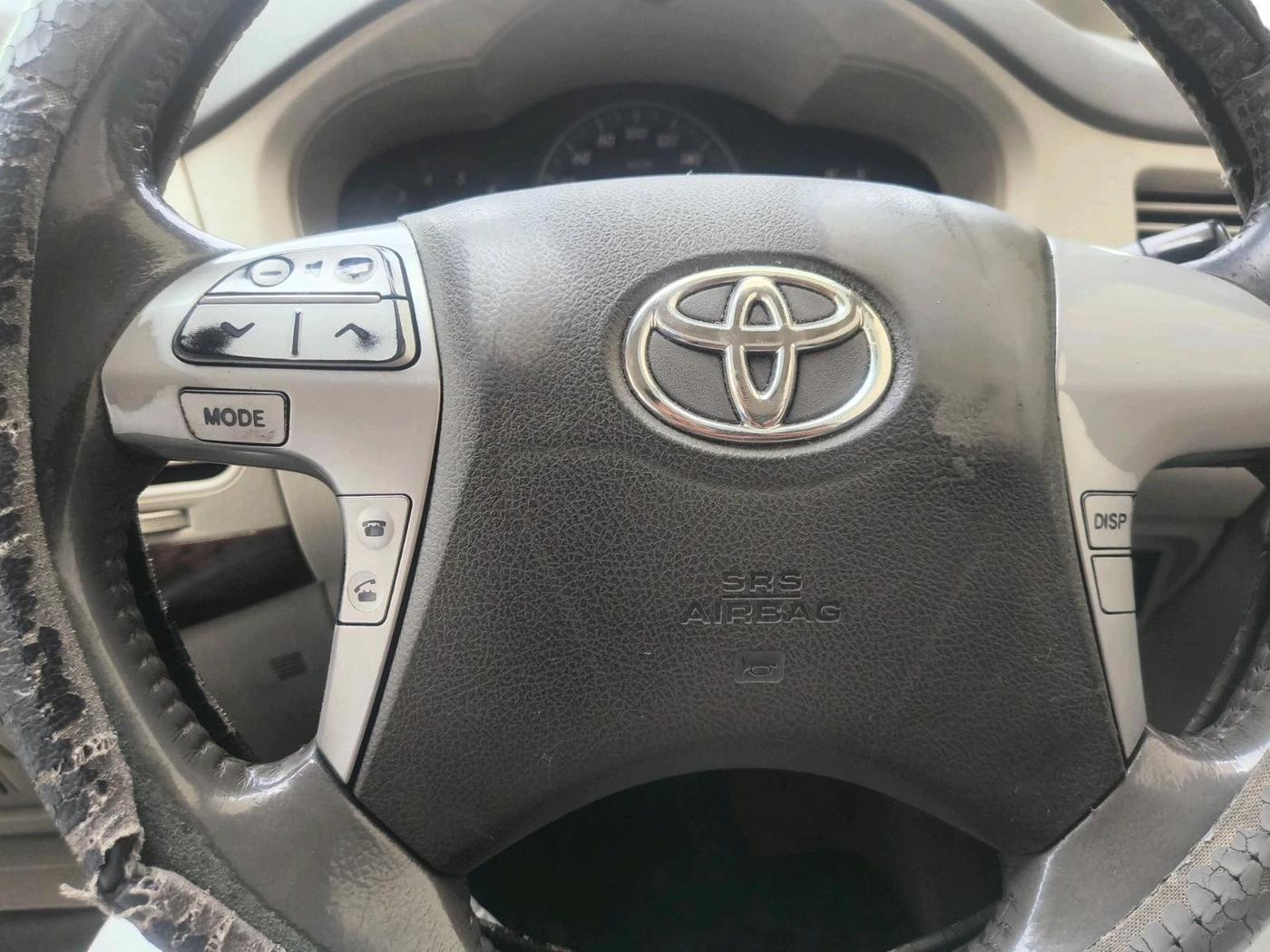 2013 Toyota Innova 2.5 VX 7 STR, Diesel, Manual, 2,67,261 km, interior