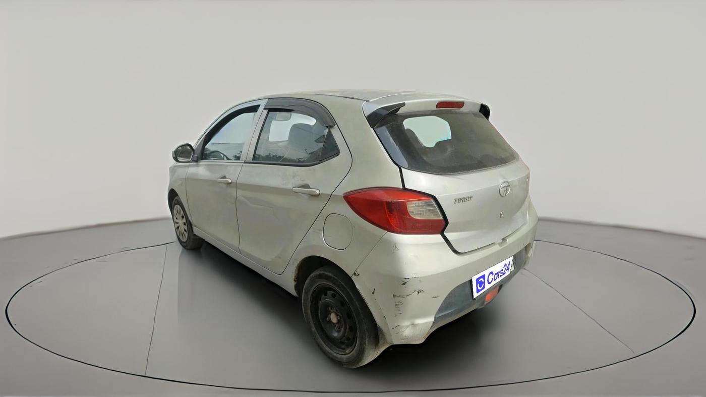 2017 Tata Tiago XT PETROL, Petrol, Manual, 90,330 km, exterior