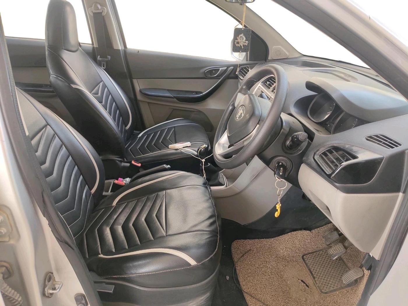 2017 Tata Tiago XT PETROL, Petrol, Manual, 90,330 km, interior