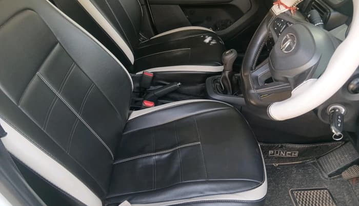2023 Tata PUNCH ADVENTURE RHYTHM PACK MT, Petrol, Manual, 31,368 km, interior