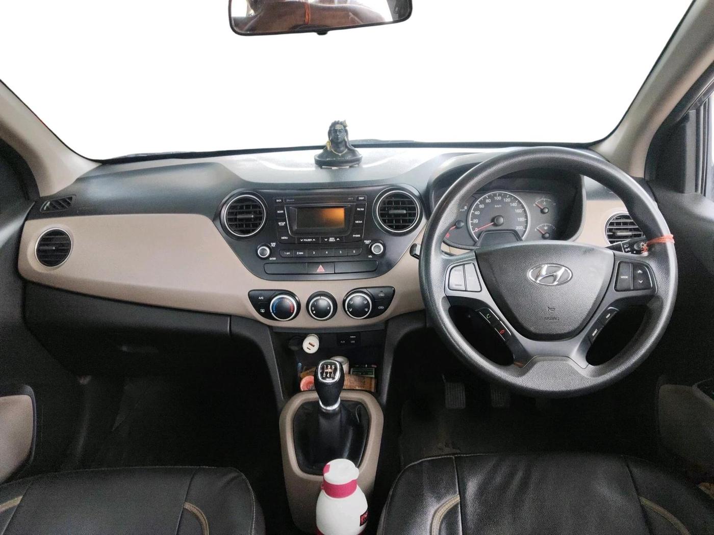 2016 Hyundai Grand i10 SPORTZ 1.2 KAPPA VTVT, Petrol, Manual, 94,814 km, interior