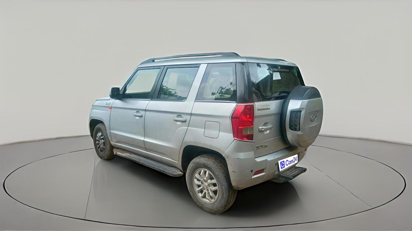 2017 Mahindra TUV300 T8, Diesel, Manual, 85,648 km, exterior