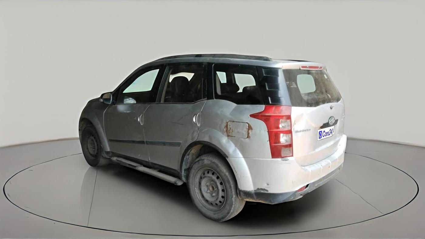 2014 Mahindra XUV500 W6, Diesel, Manual, 1,24,063 km, exterior