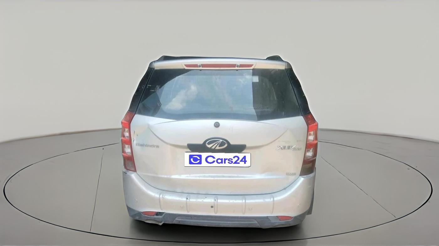 2014 Mahindra XUV500 W6, Diesel, Manual, 1,24,063 km, exterior