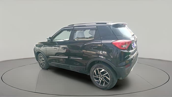 2023 Mahindra XUV300 W8 (O) 1.5 DIESEL, Diesel, Manual, 53,831 km, exterior